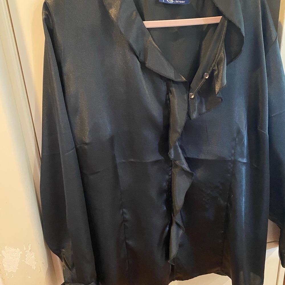 Ruffle front blouse. Silk look